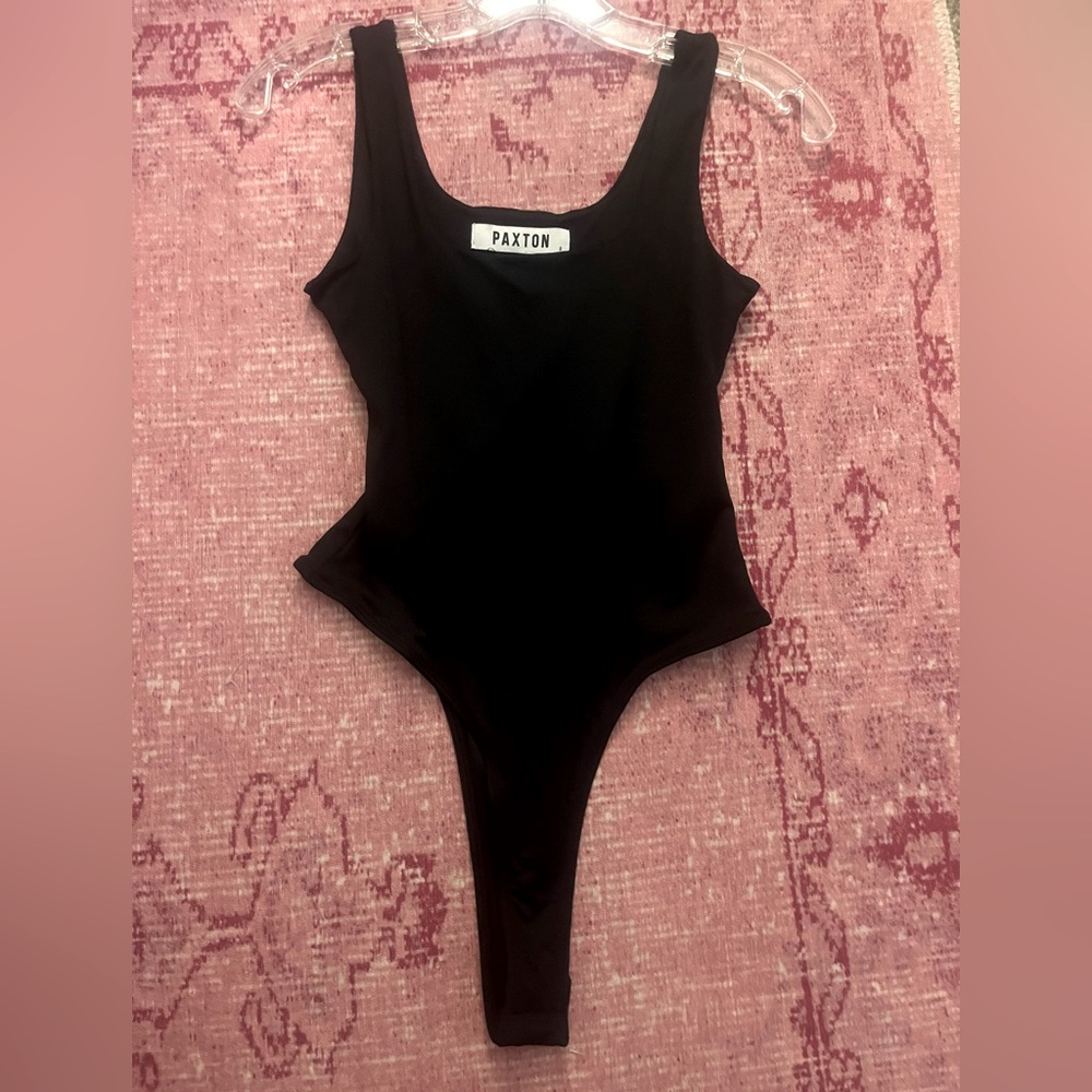 Perfect never worn Bodysuit extremely flatterings size small